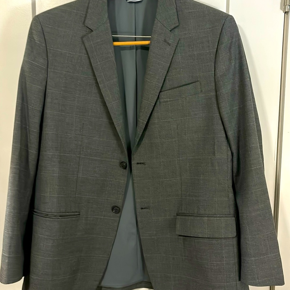 Men’s 46L grey stripe 2pirce suit Saddlebred